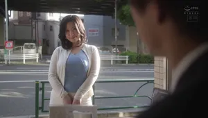 Anh xã yếu không làm lên đỉnh, vợ yêu lên mạng tìm trai trẻ xxx khỏe