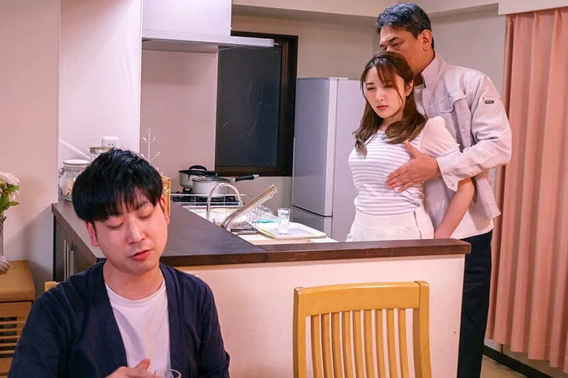 Gã chồng hiền không đáp ứng đủ chuyện chăn gối, vợ chết mê trước gã nhà bên dân chơi